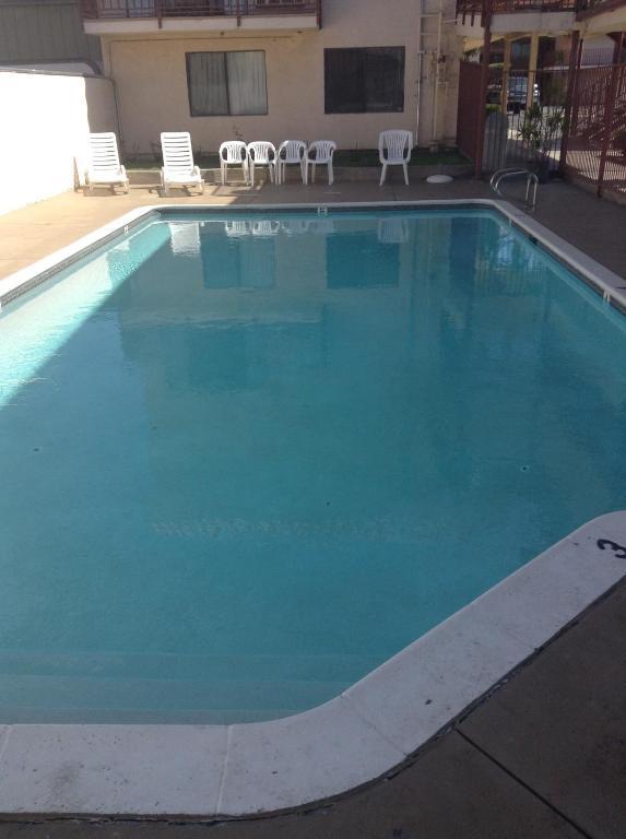 Budget Inn Anaheim/סנטה אנה מראה חיצוני תמונה