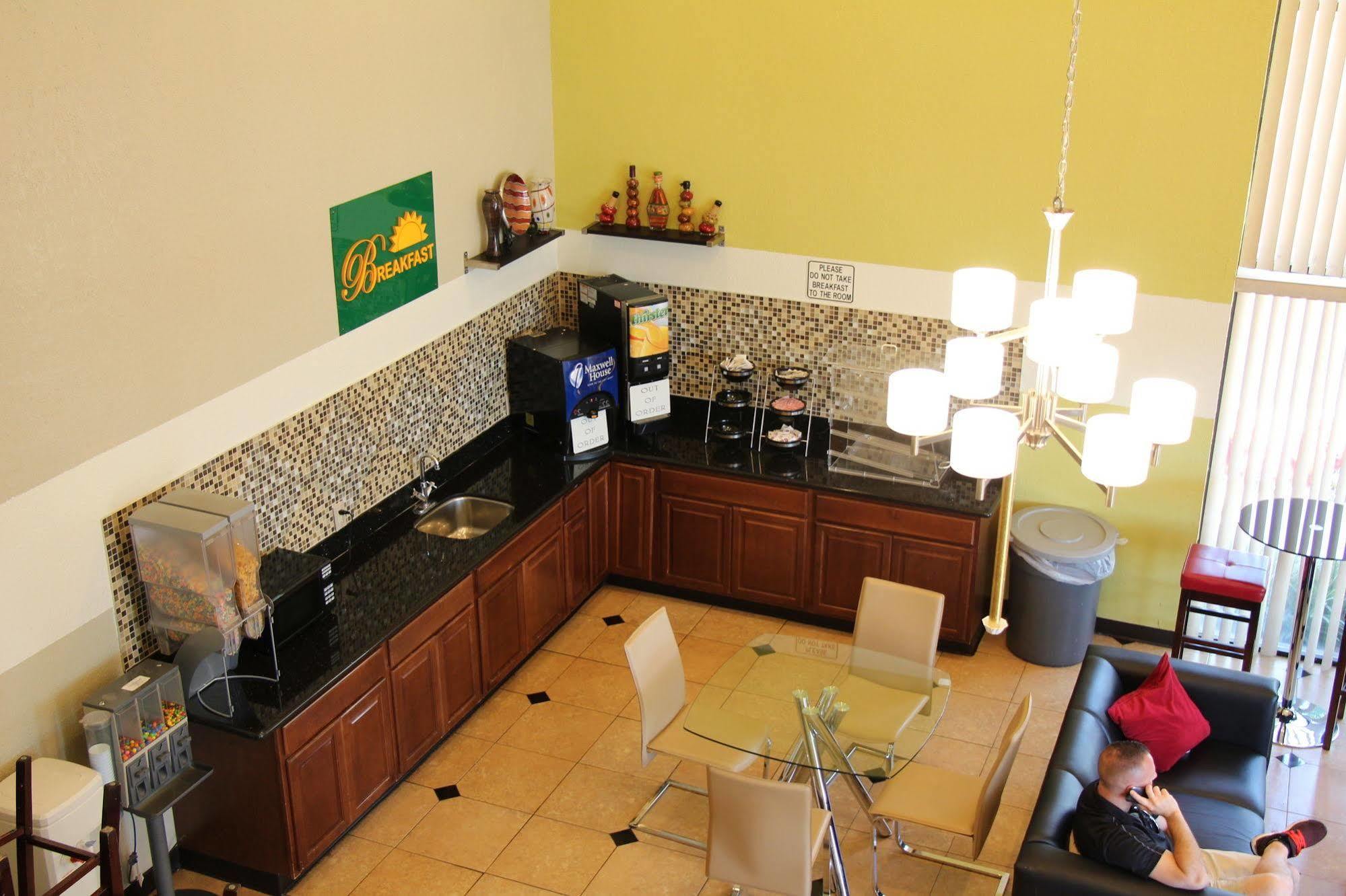 Budget Inn Anaheim/סנטה אנה מראה חיצוני תמונה