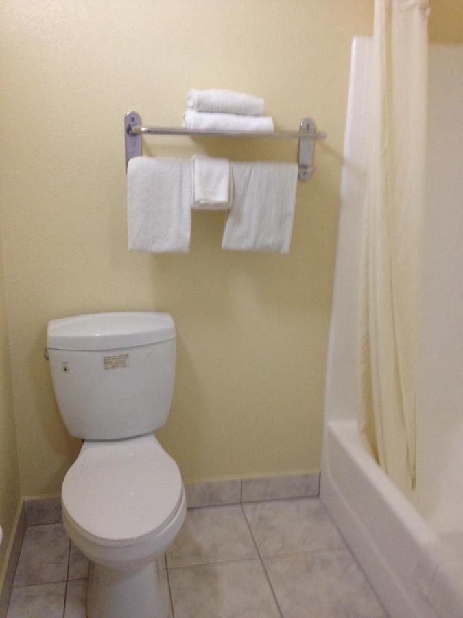 Budget Inn Anaheim/סנטה אנה מראה חיצוני תמונה